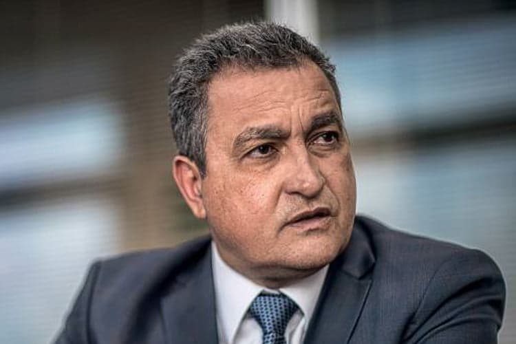 Governador da Bahia cobra “repasse substantivo” para ajudar estado