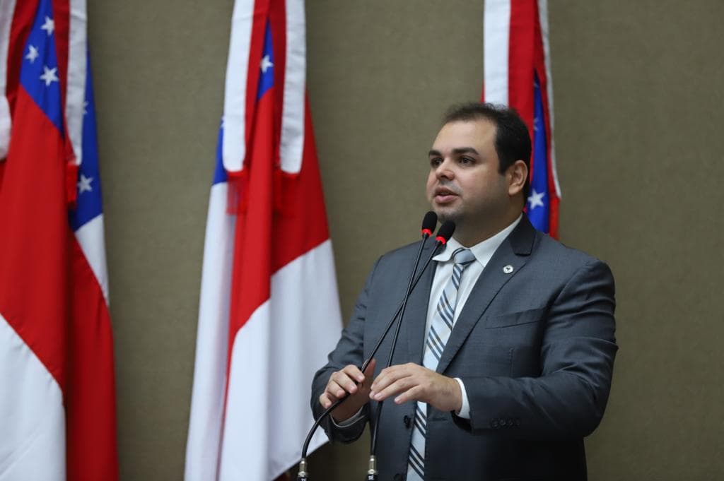 Presidente da Aleam, Roberto Cidade anuncia filiação ao União Brasil