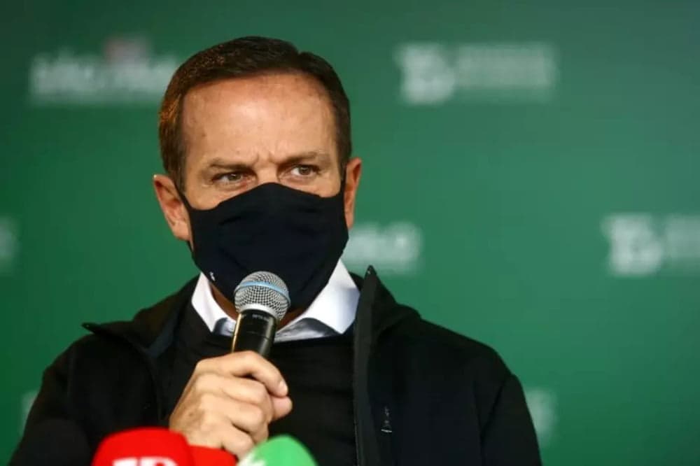 Lula é inteligente e Bolsonaro não merece meu respeito, afirma João Doria