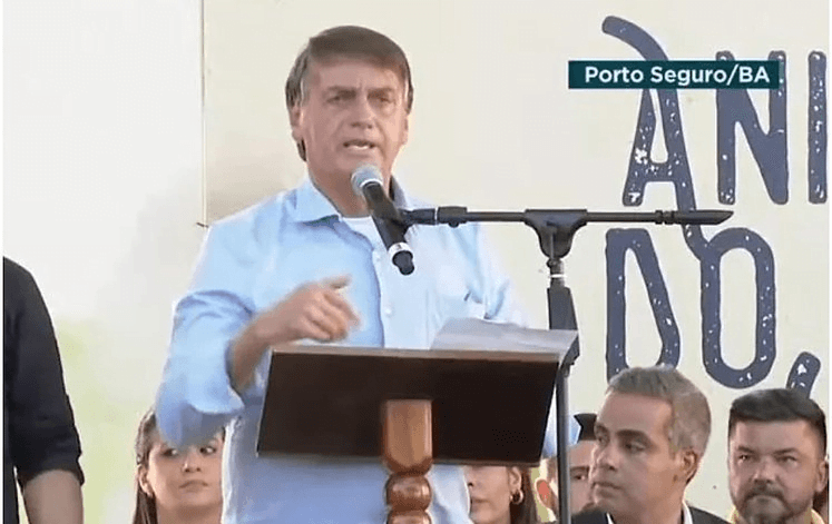 Na Bahia, Bolsonaro diz que perdão a deputado foi para “garantir nossa liberdade”