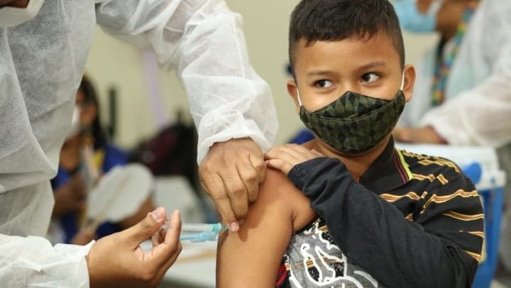 Manaus tem 11 pontos de vacina contra Covid neste sábado