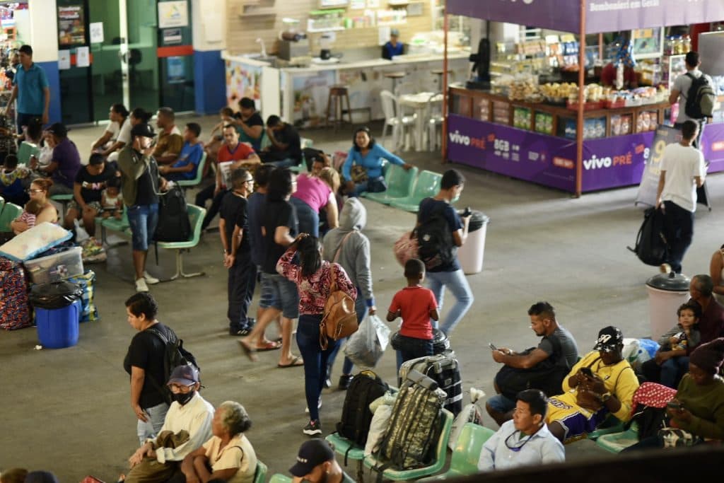 Mais de 28 mil pessoas devem deixar Manaus neste feriadão