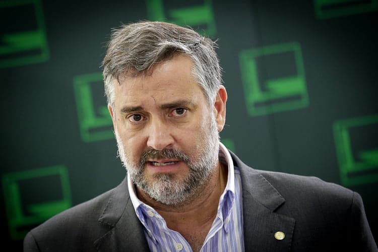 “Comunicação de governo precisa recuperar credibilidade”, diz ministro