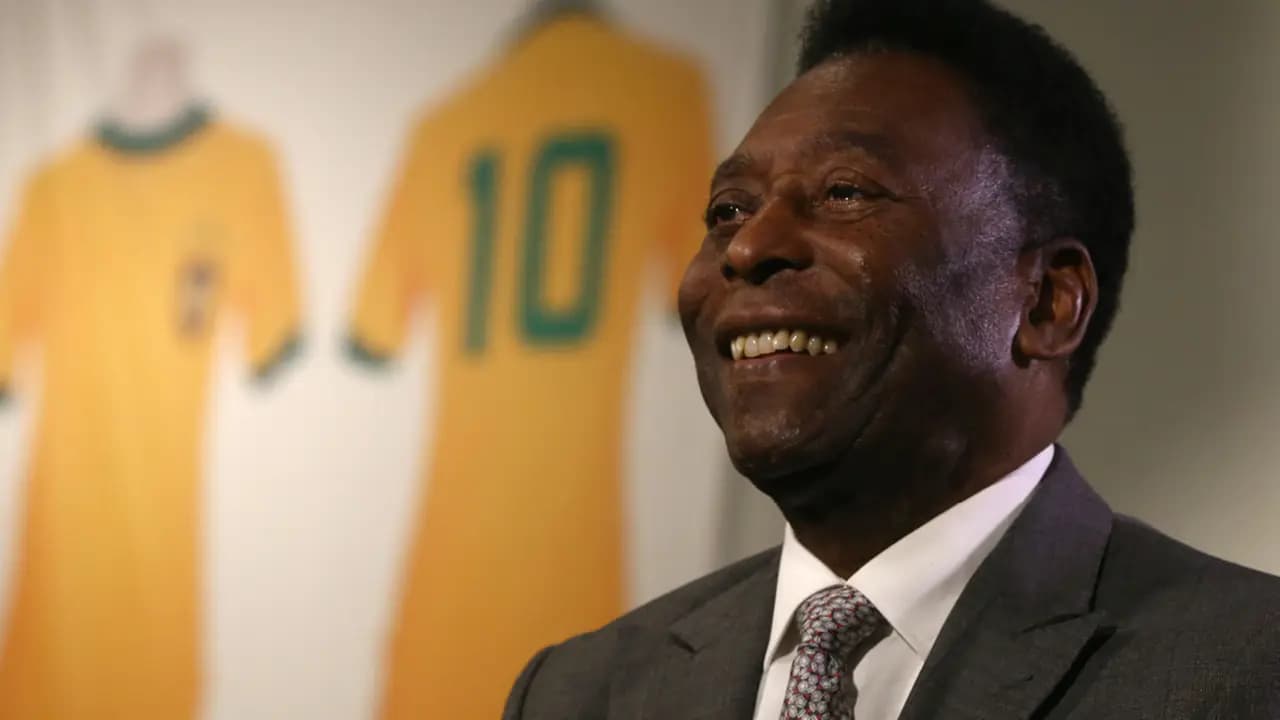 Pelé será homenageado com estátua inédita no Rio de Janeiro