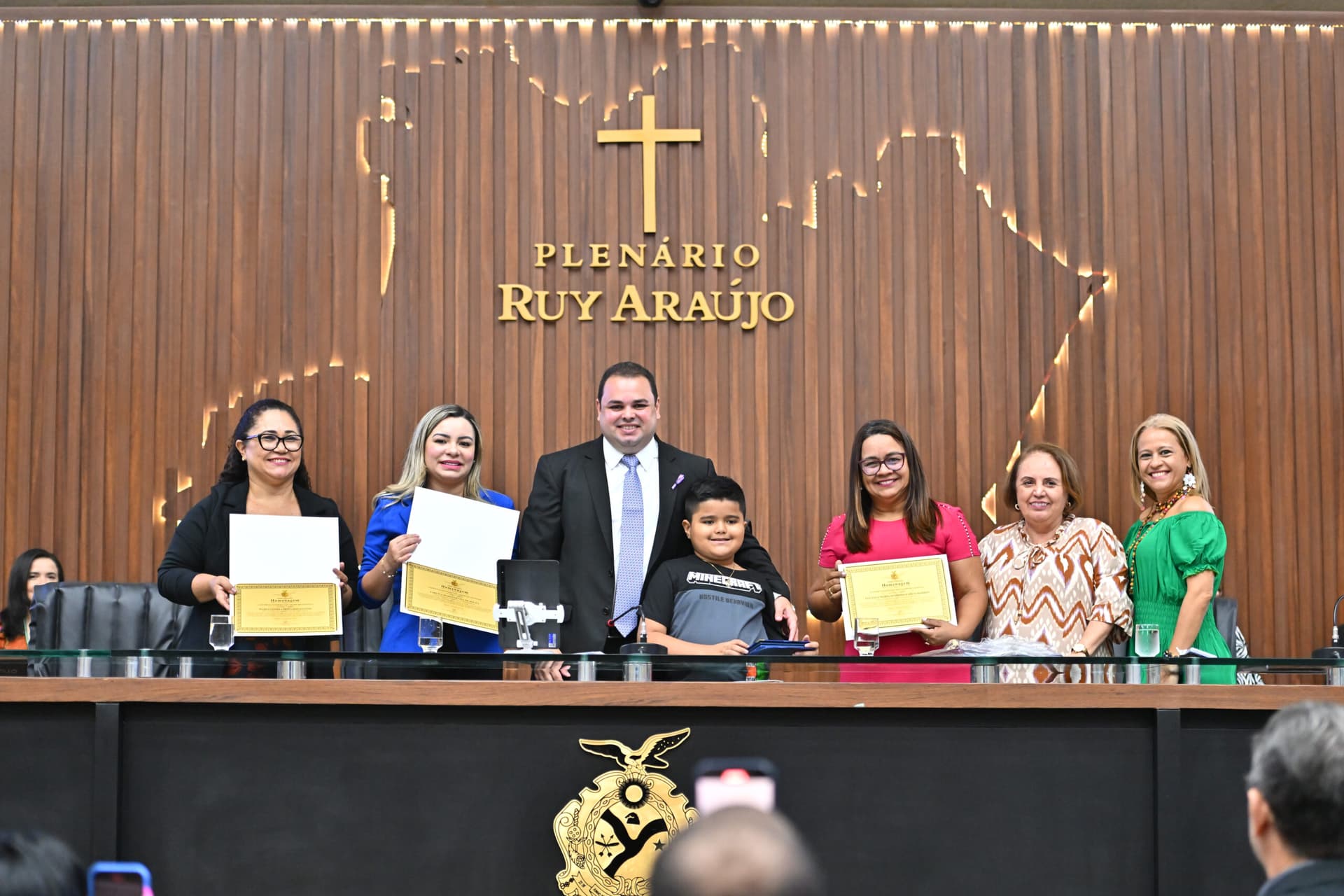 Pequeno gênio manauara é homenageado na Aleam