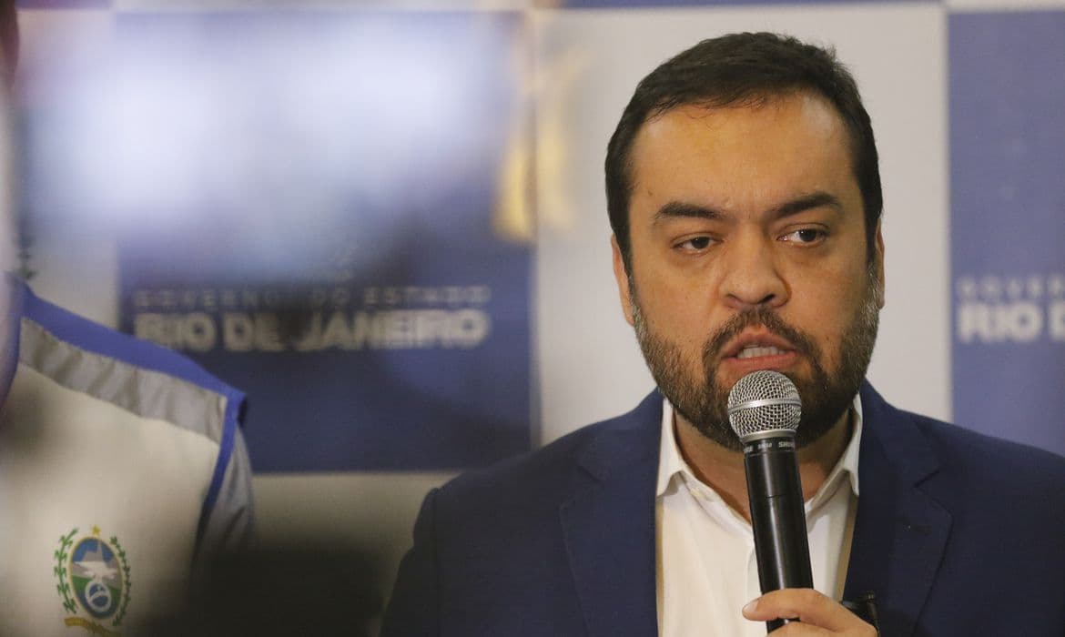 Castro leva ao Congresso propostas para segurança e pede Forças Armadas no Rio
