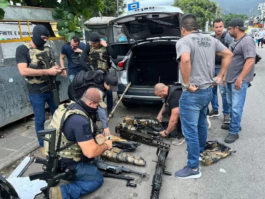 Exército pune 38 militares por furto de metralhadoras de quartel, em SP