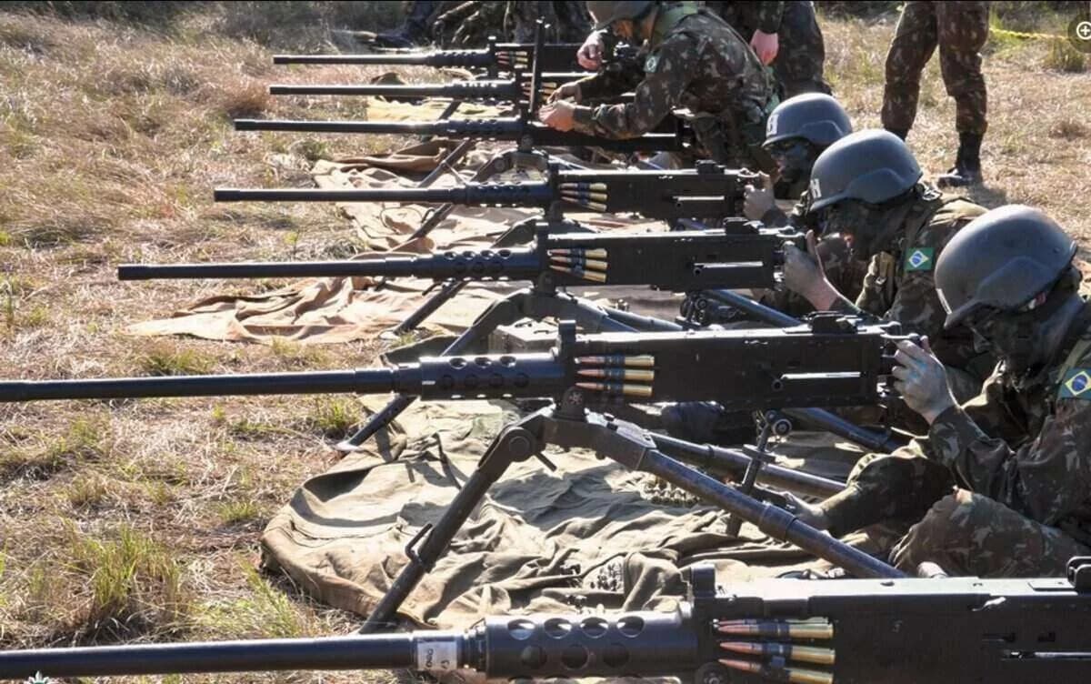 Sumiço de metralhadoras é maior furto do Exército desde 2009