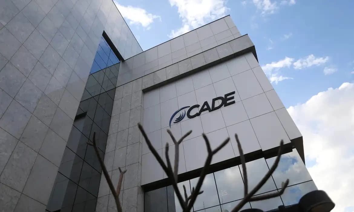 Lula indica quatro nomes para o tribunal do Cade