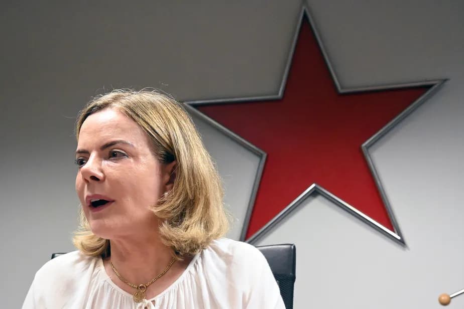 Gleisi Hoffmann cobra lealdade após rompimento entre União Progressista e governo