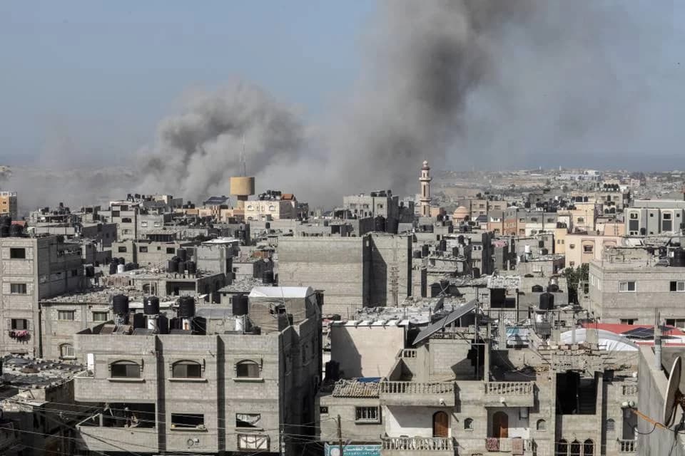 Após acusações de quebra de acordo, Israel e Hamas retomam combate em Gaza