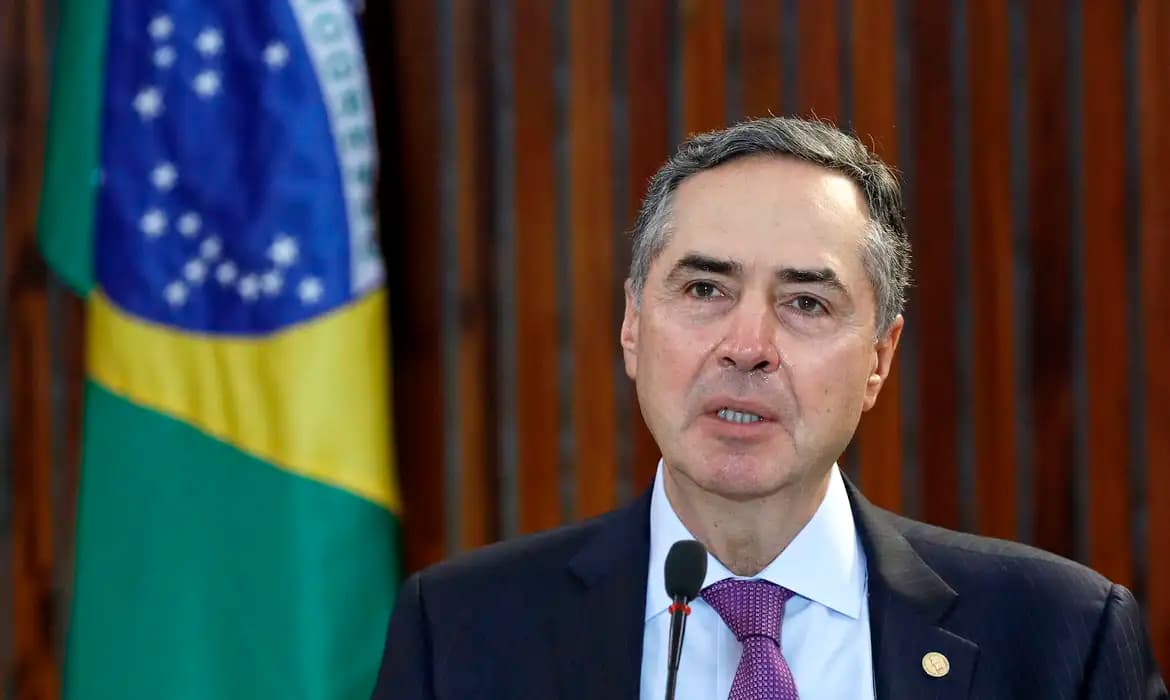“Precisamos restabelecer a civilidade”, diz presidente do STF sobre 8 de janeiro