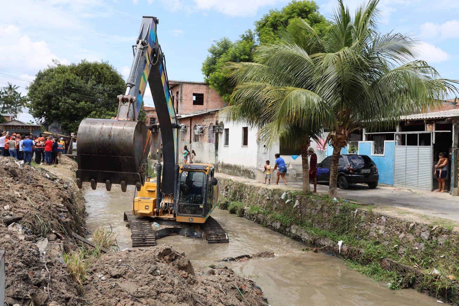 TCE-AM revoga medida cautelar e autoriza dragagem em igarapés de Manaus