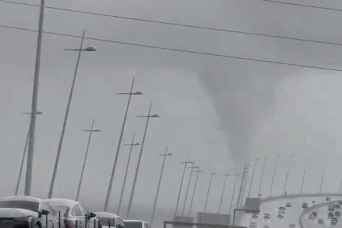 VÍDEO: Em Lisboa, ‘tornado’ no rio Tejo e neve na Serra da Estrela