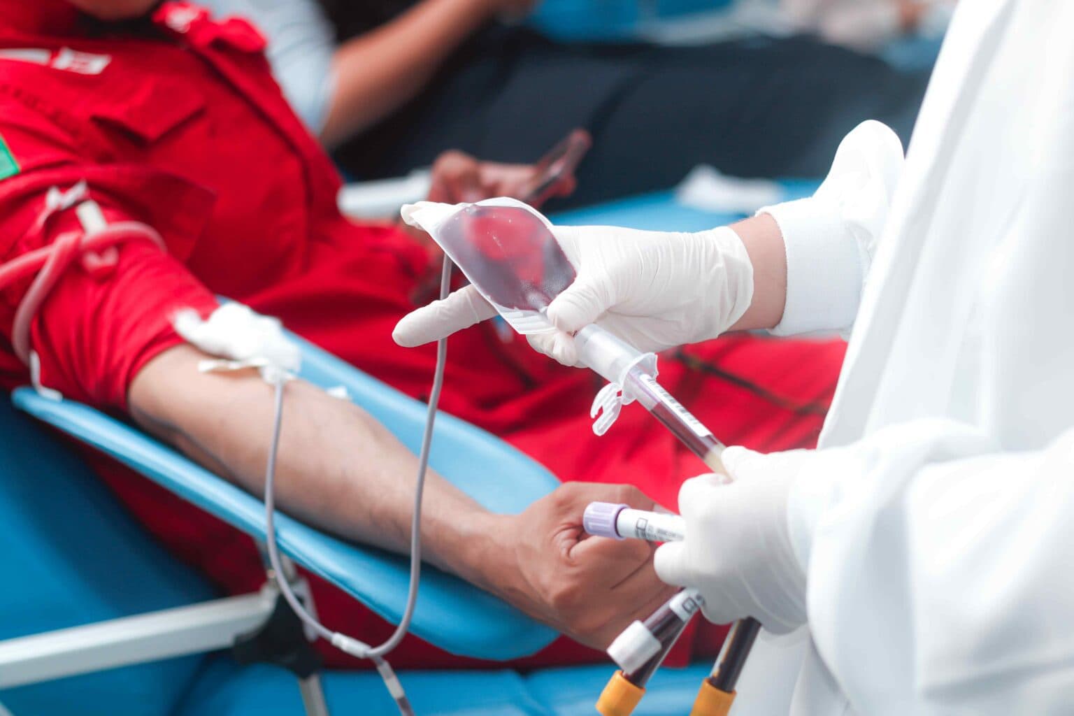 Hemoam determina suspensão de cirurgias que precisem de transfusão de sangue