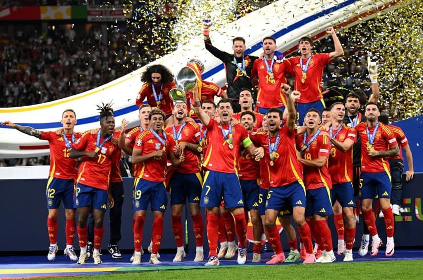 Espanha vence Inglaterra, é campeã da Euro e mantém a ‘maldição de Kane’