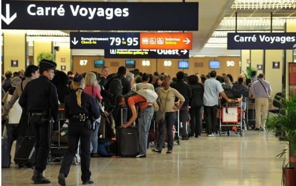 Sindicatos convocam greve nos aeroportos de Paris dias antes dos Jogos Olímpicos
