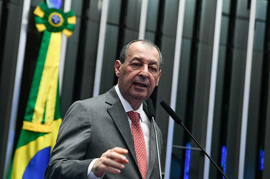Omar Aziz ironiza fala de Marina Silva sobre BR-319: “É pra passear também, todos nós temos o direito de pegar a estrada”