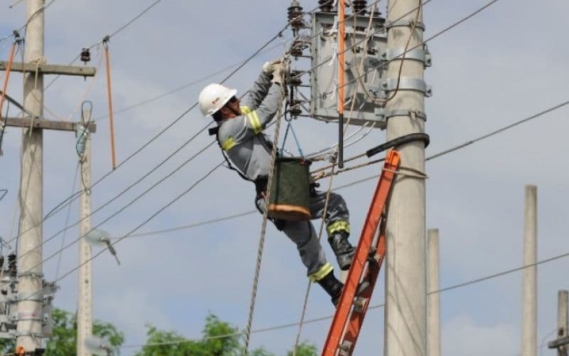 Mercado livre de energia será sonho distante para consumidor do Amazonas, diz especialista