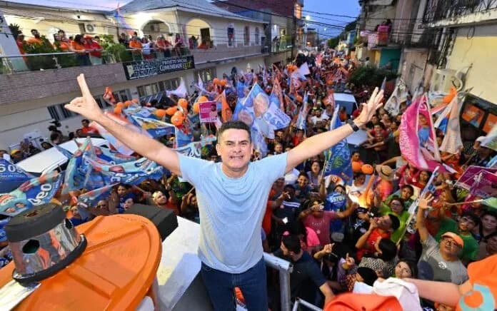 David Almeida está reeleito, aponta três pesquisas bocas de urnas