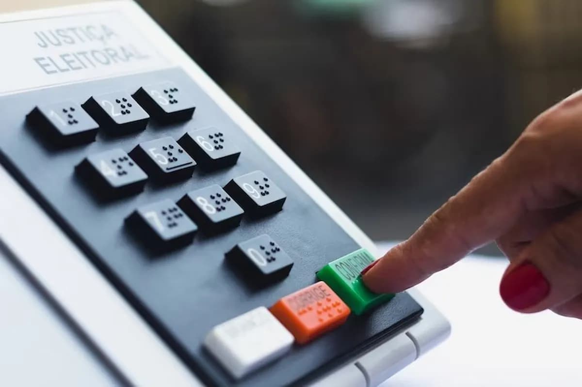 Prazo para solicitar voto em trânsito começa nesta segunda (20): saiba mais
