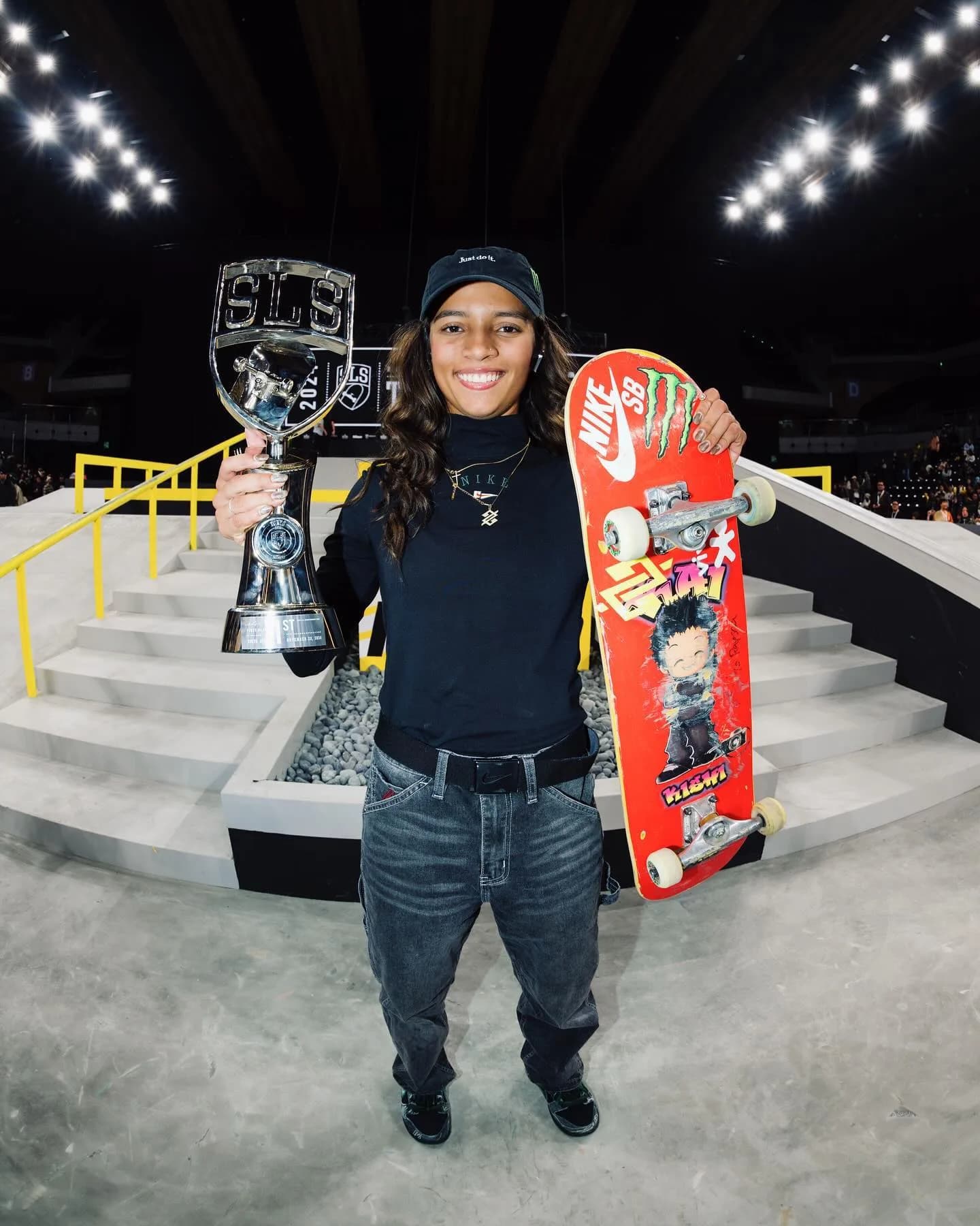 VÍDEO: Rayssa Leal faz história e é campeã da etapa de Tóquio da SLS
