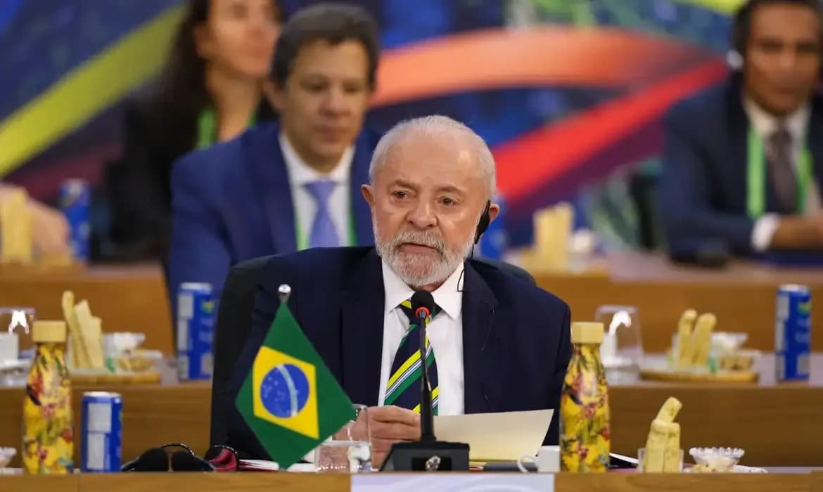 Lula critica plano de Trump de assumir Faixa de Gaza: “Não sei se EUA seria o país para cuidar”