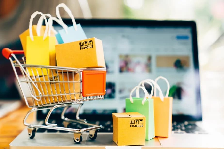 Como proteger compras on-line de fim de ano? Use a cibersegurança!