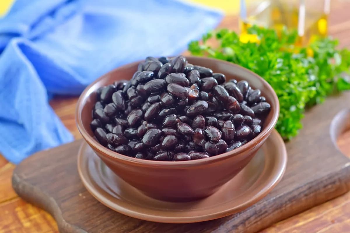 Feijão engorda? Cientistas falam sobre o “superalimento”
