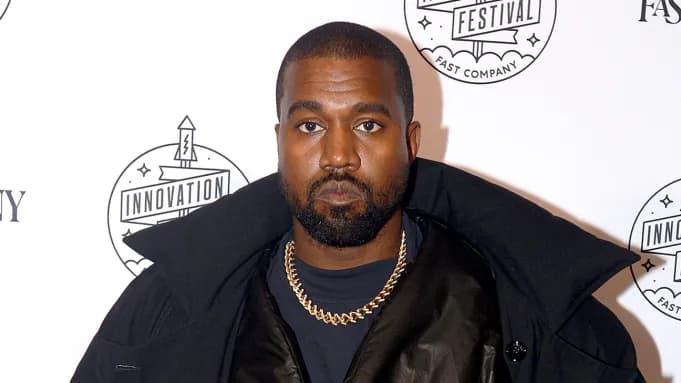 Kanye West se desculpa por apologia ao nazismo: “Perdi a noção da realidade”