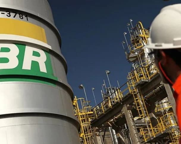 Petrobras amplia reservas de petróleo e gás e encerra 2025 com alta de 6%