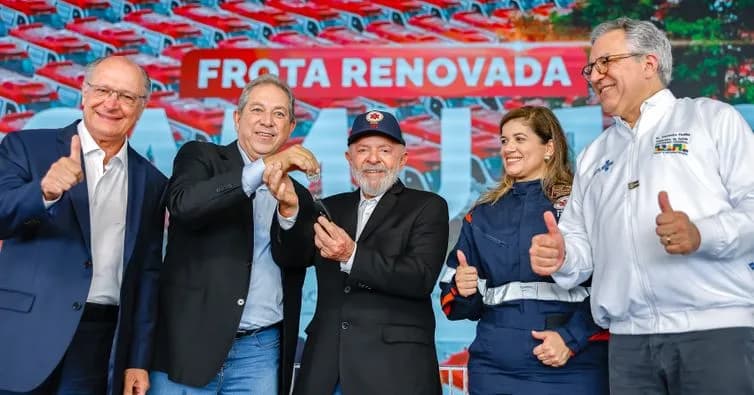 VÍDEOS: Lula quer descobrir quem ‘passou a mão’ no preço do ovo