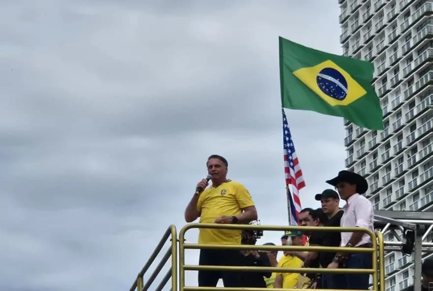 Uso de tornozeleira é avaliado como ‘devido processo legal’ por adversários de Jair Bolsonaro