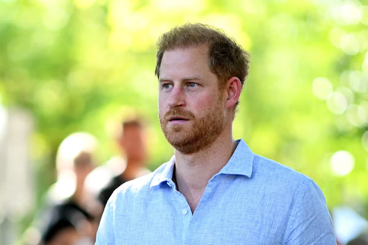 Príncipe Harry é acusado de assédio por diretora de ONG na África