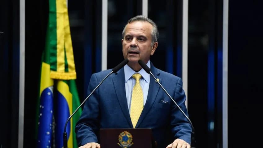 Senador Rogério Marinho chama Lula de “velho, decrépito e senil” e critica governo petista
