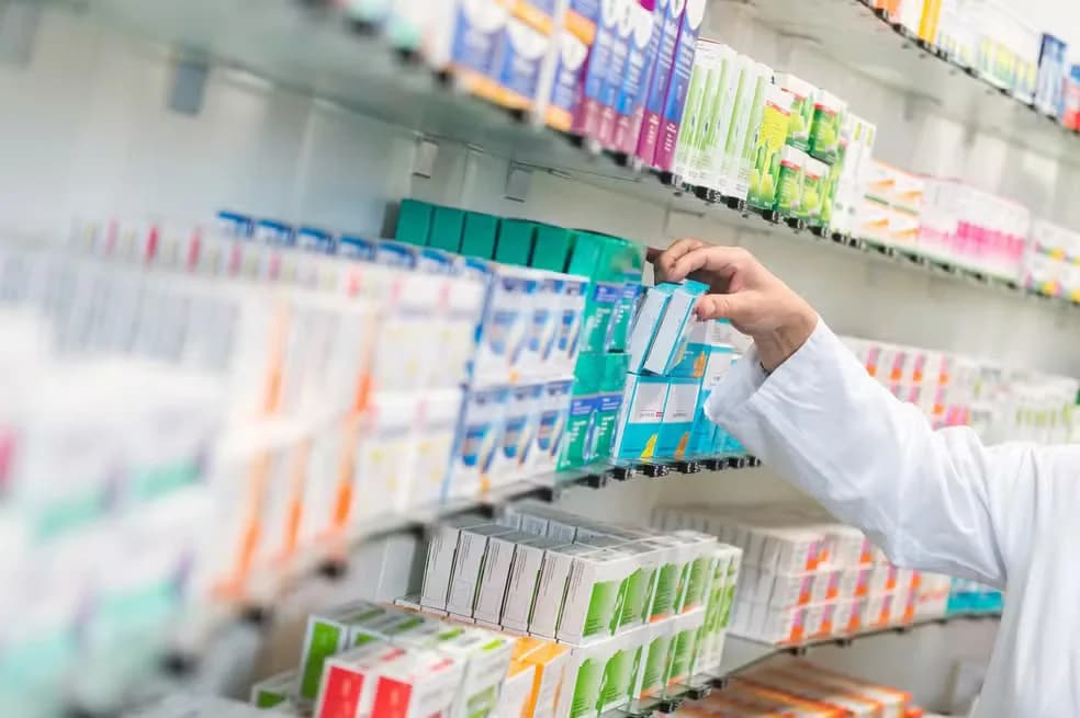 Projeto sugere que farmácias do Amazonas aceitem receitas digitais para antibióticos