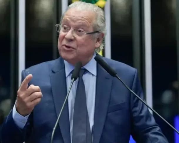 Dirceu diz que Lula prioriza fortalecimento do PT antes de discutir sucessor