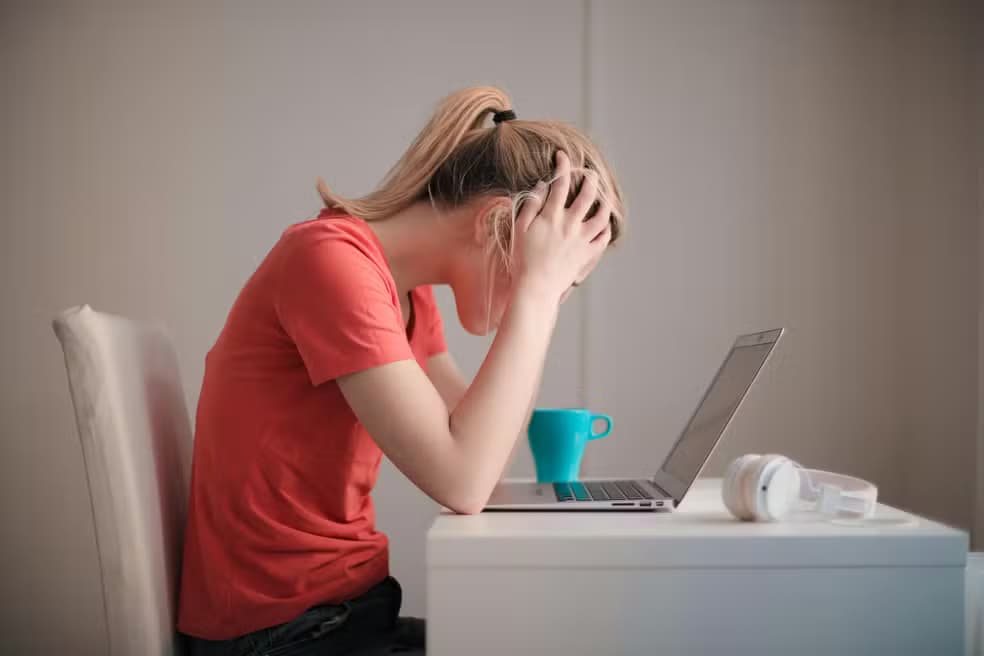 Quando a ansiedade vira doença? Toda tristeza é depressão? Entenda os sinais e sintomas destes transtornos