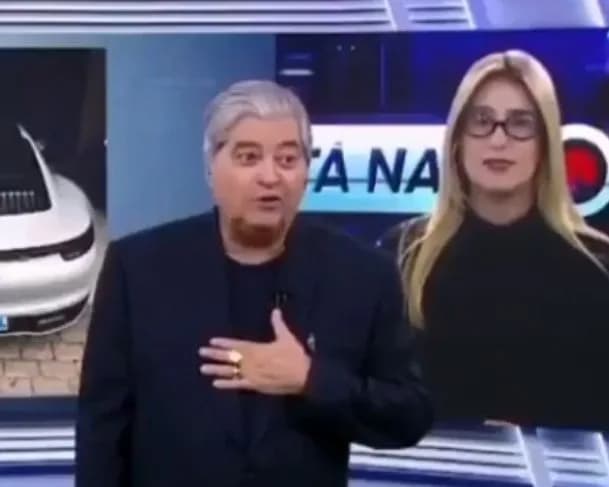 Datena chama atenção de jornalista ao vivo: “depois você reclama, fala primeiro a notícia”