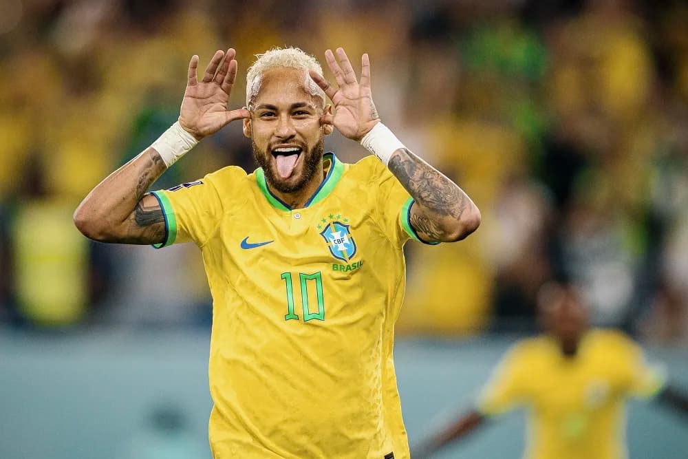 Neto critica ausência de Neymar em campo e jogador rebate: “Falastrão da TV brasileira”