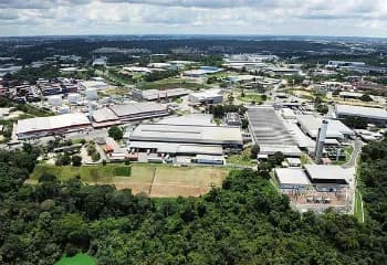 Reforma tributária avança, muda impostos e garante proteção à Zona Franca de Manaus