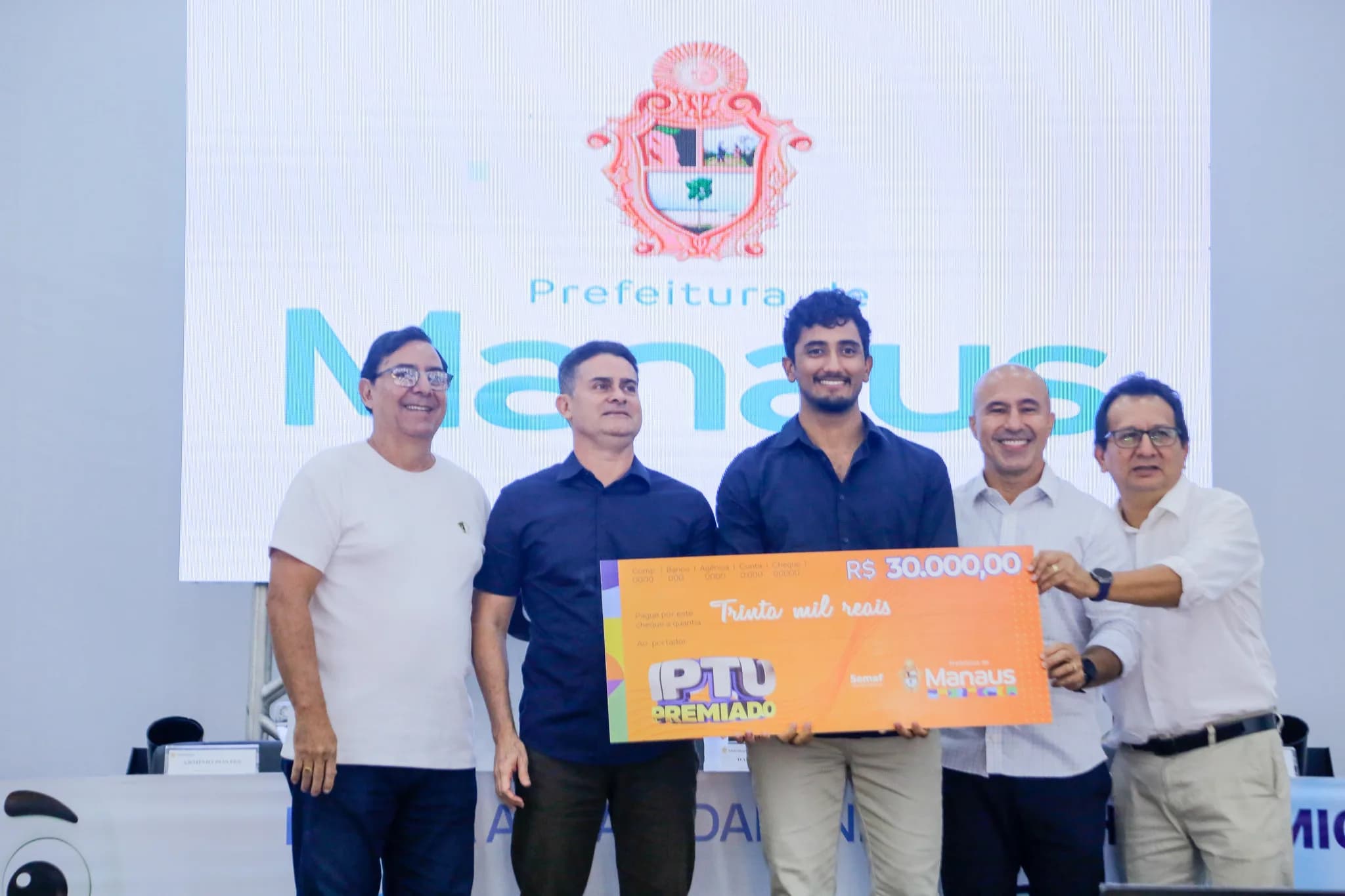 “Vocês são exemplo”, diz David Almeida sobre ganhadores do IPTU Premiado 2025