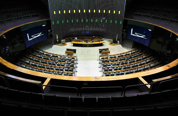 Deputados ganham uma semana de folga com projetos aprovados
