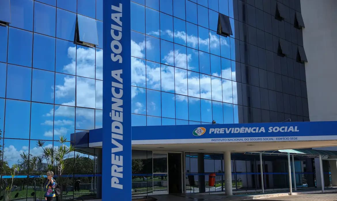 INSS volta a exigir autorização judicial para empréstimos consignados de beneficiários incapazes