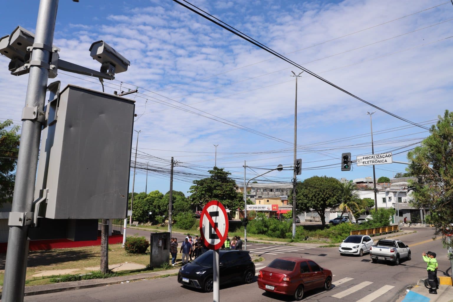 Vereadores de Manaus cobram melhorias na sinalização e transparência sobre radares eletrônicos