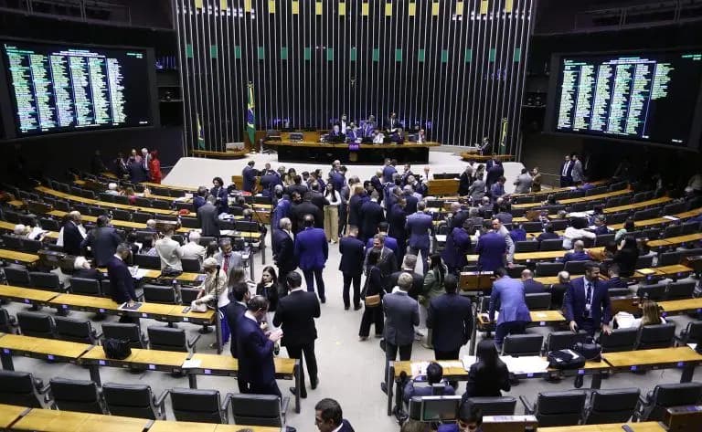Concurso da Câmara dos Deputados tem primeiro edital enviado e provas marcadas para março de 2026