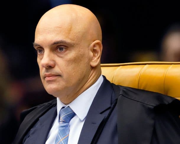 Moraes determina que Polícia do DF entregue relatório sobre rotina de Bolsonaro na Papudinha