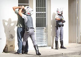 STF suspende julgamento sobre aviso de direito ao silêncio durante abordagens policiais