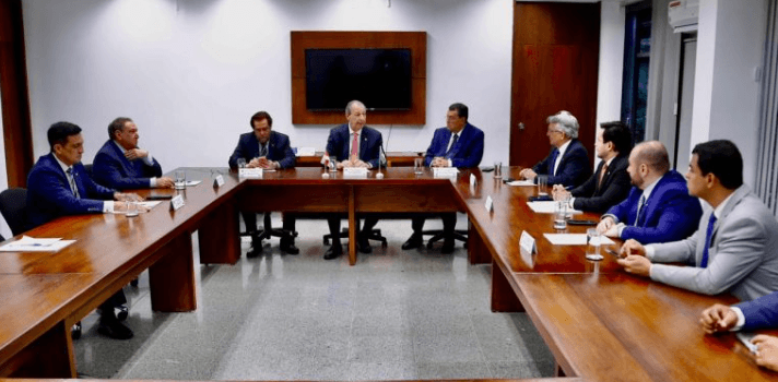 Parlamentares do Amazonas terão quase R$ 1 bilhão em emendas em 2026