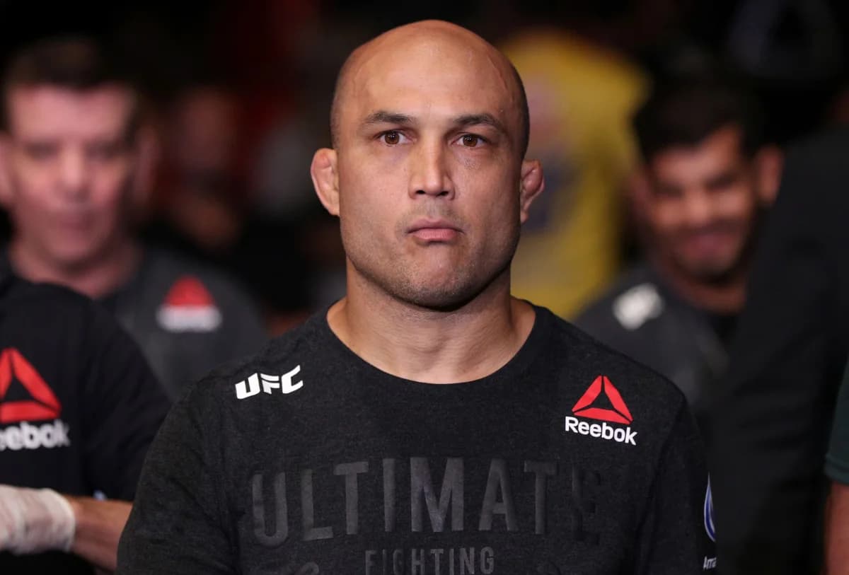 Ex-campeão do UFC é preso ela 6ª vez só neste ano; veja detalhes